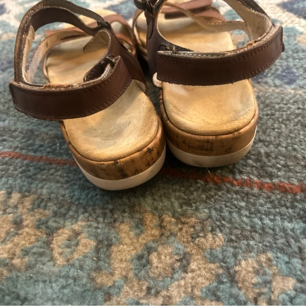 Remonte Womens Sandals Size 40 US 8.5 Beige Leather Ankle Strap Adjustable